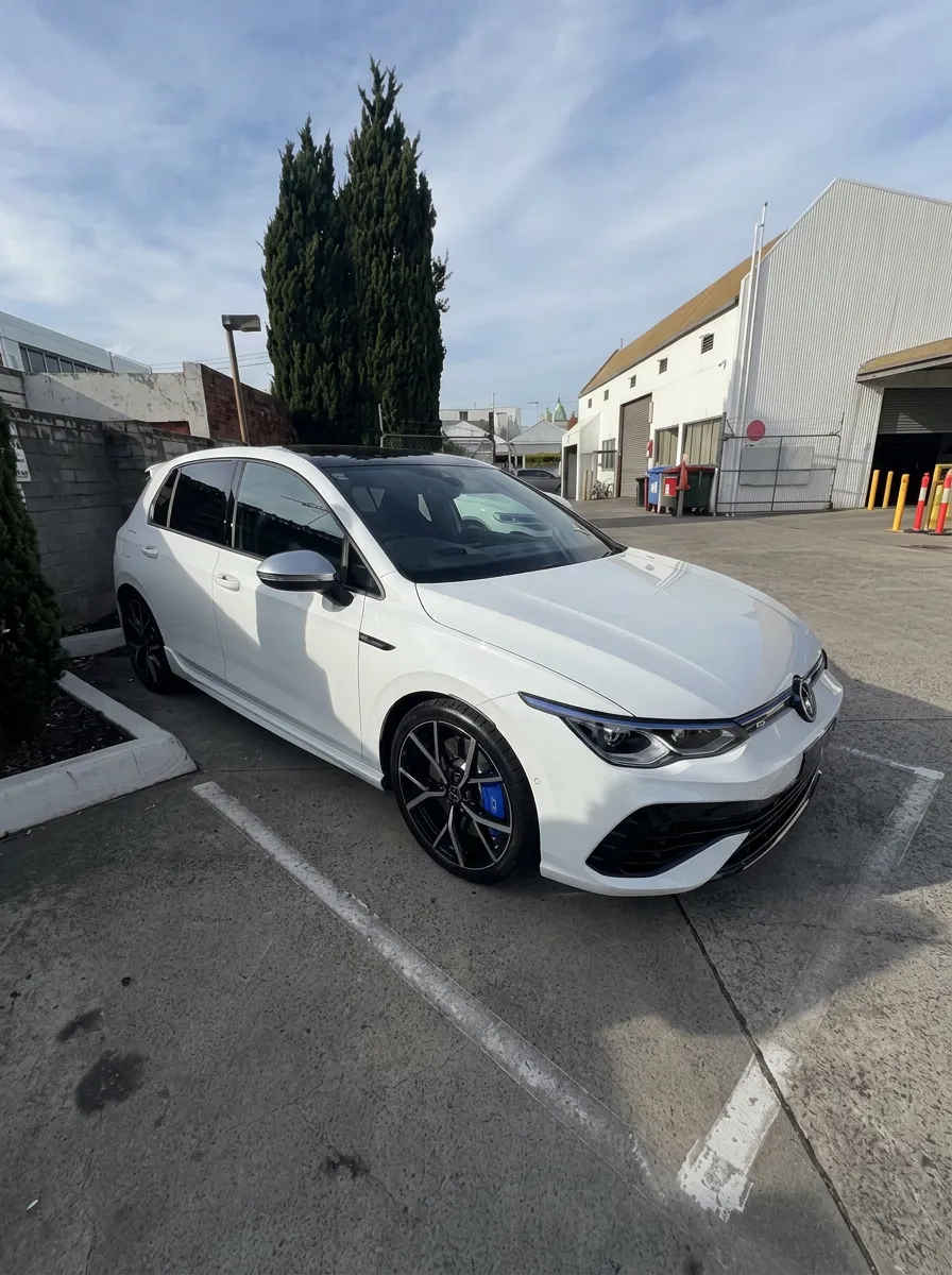 Volkswagen Golf R hot hatch financed by JLP Financial